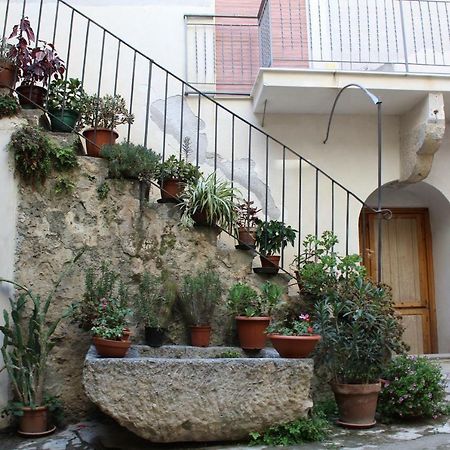 Di Fronte Al Museo Apartman Cefalù Kültér fotó